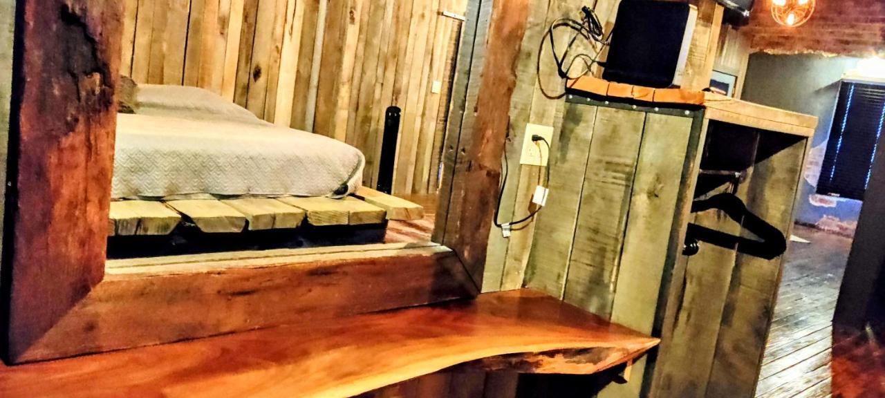 Appartamento Hocking Hills Rusty Lofts Logan Esterno foto